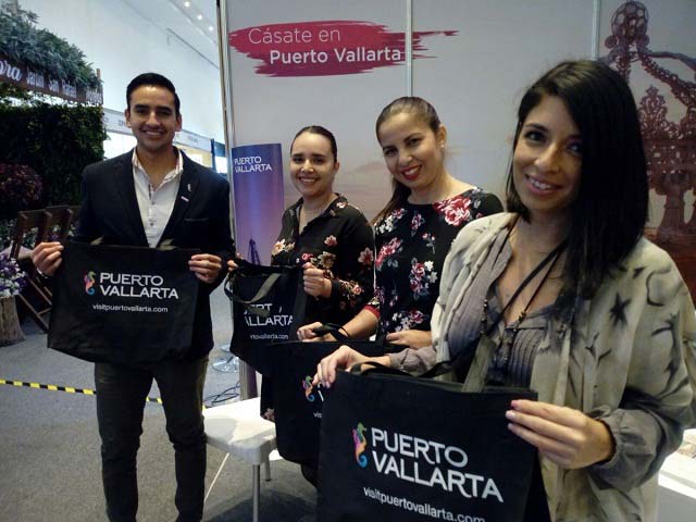 Puerto Vallarta municipal tourism office promotes PV in Mexico City